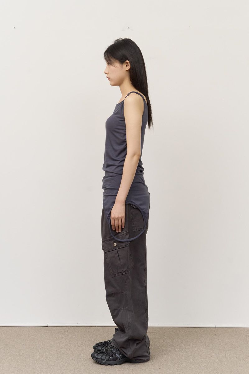 (W) Built Sleeveless