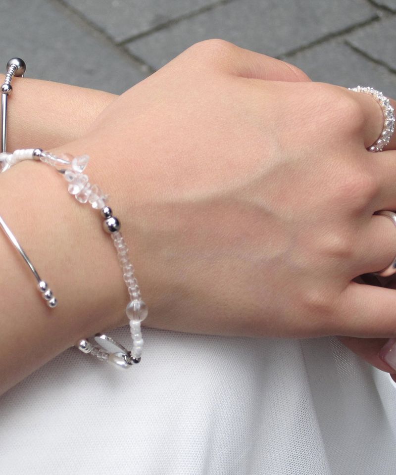 pou bracelet