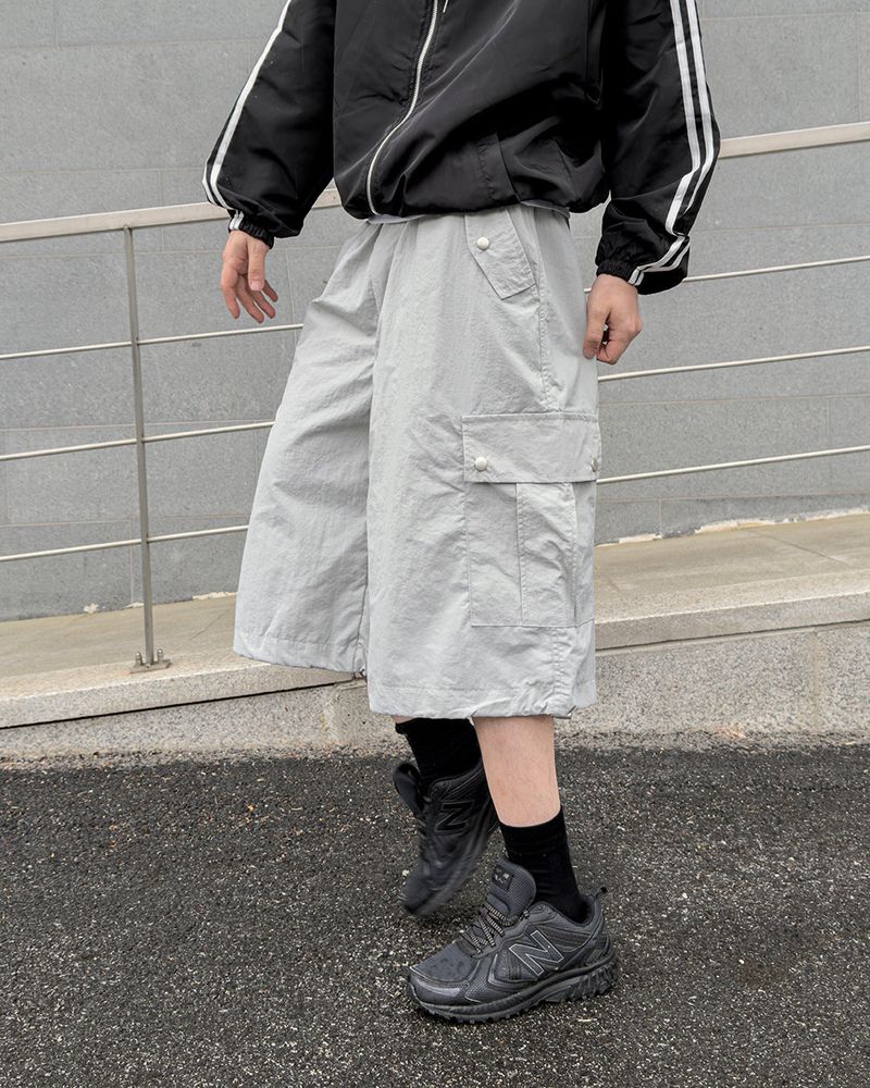 Kelt Nylon Cargo Bermuda Pants