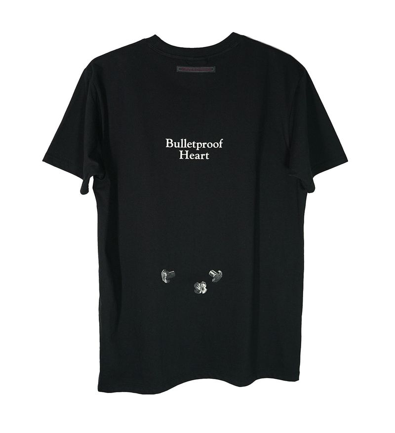 Bulletproof Heart ジャストフィット Tシャツ
