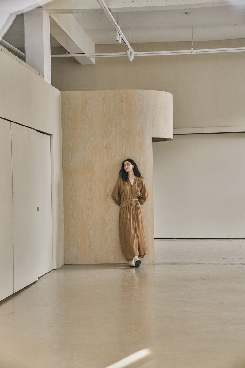MYTHIC DRESS_CAMEL