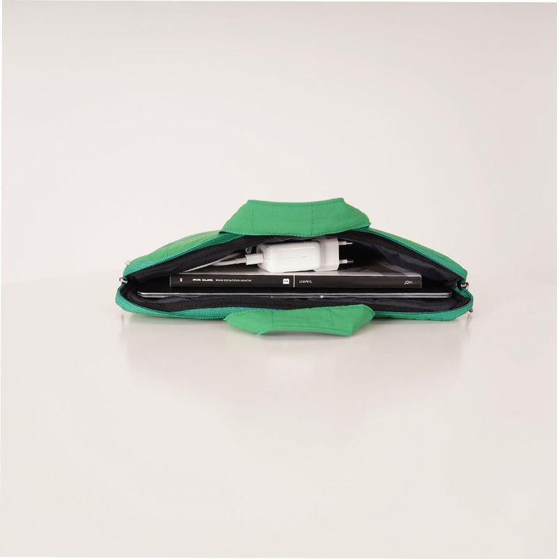Padding Laptop pouch 16 inch