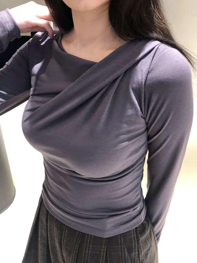 Ariella T