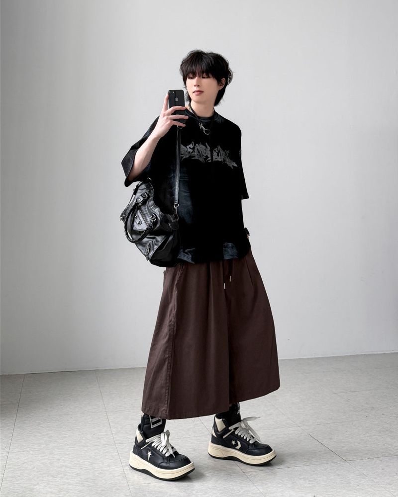 Anarchy Rivet Leather Bag