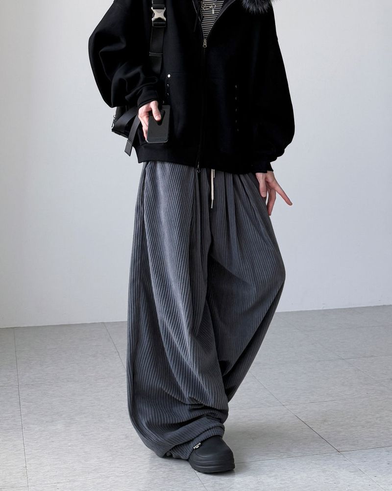 Bowl Pintuck Corduroy Pants