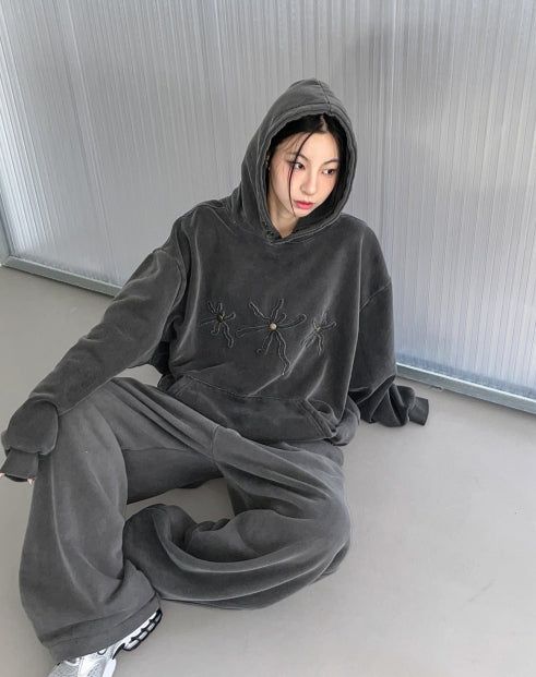 デイジーパッチブラッシュドピグメントスナップトレーニングパンツ
