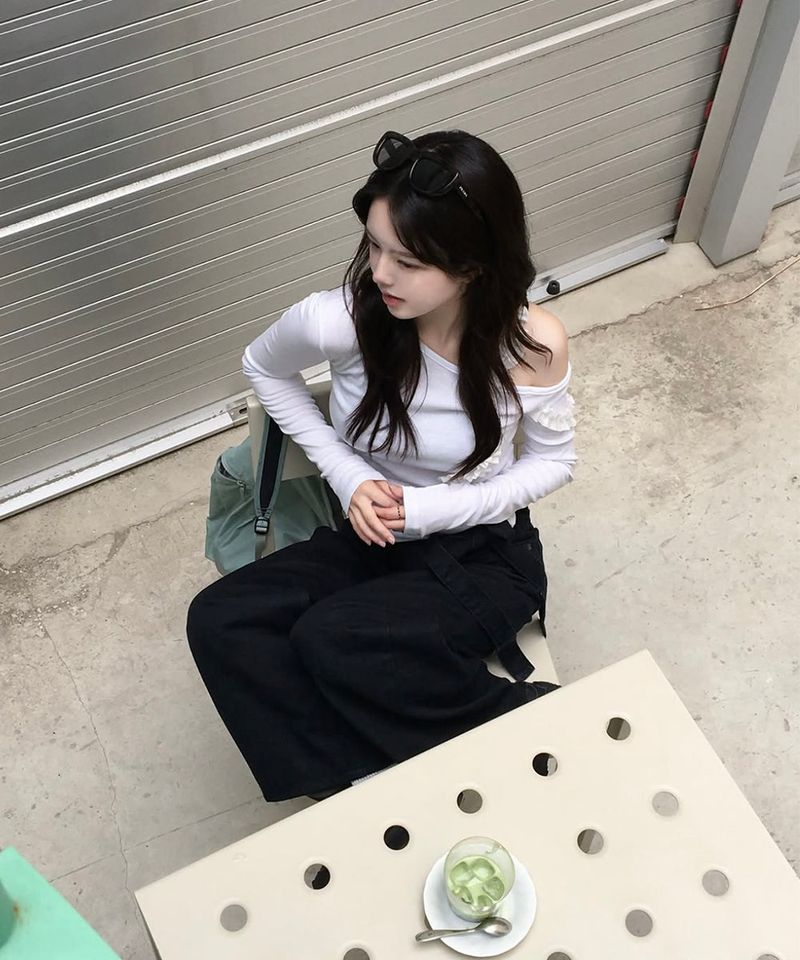 Frill Long Sleeve T-shirt