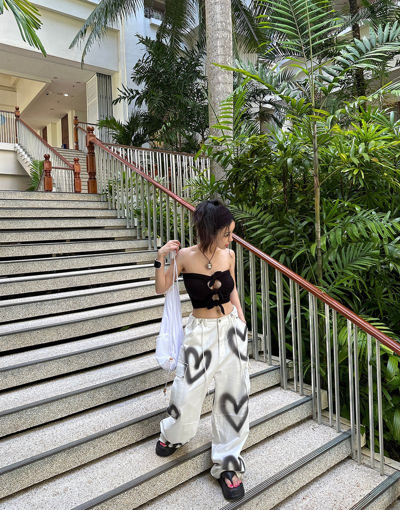 Delight-J（ディライトジェイ）の「Heart Unissex Cargo Pants（Pants）」