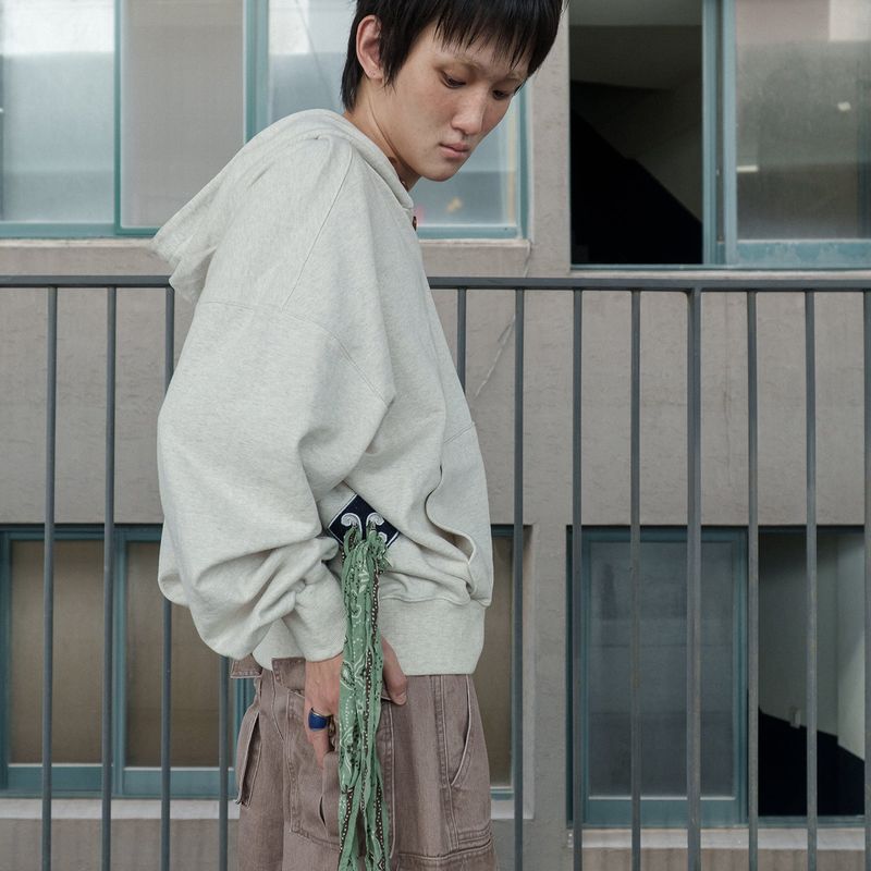 Boiling patched hoodie / Oatmeal