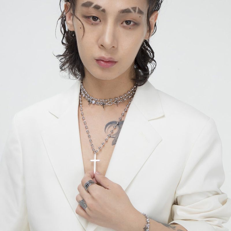 [Wearing Stray Kids] Cross Unbalanced Cubic Chain Bracelet 