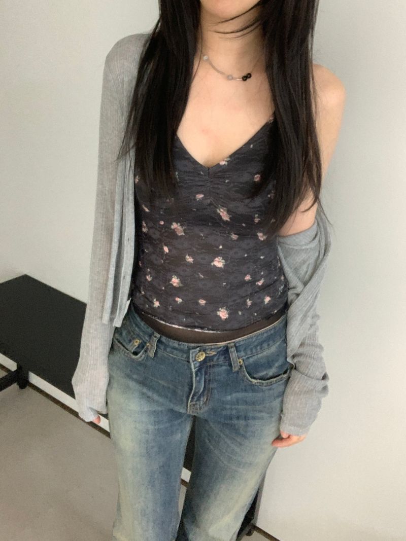 Daniel Lace Flower Sleeveless