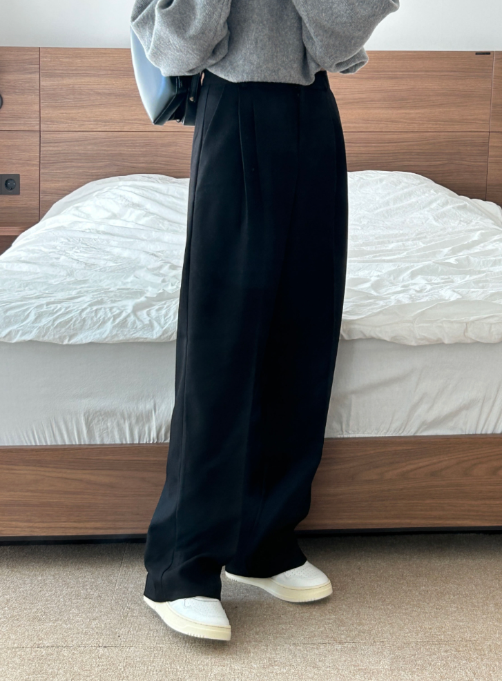 luch wool pintuck wide slacks