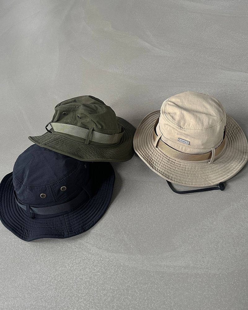 Patch strap safari hat