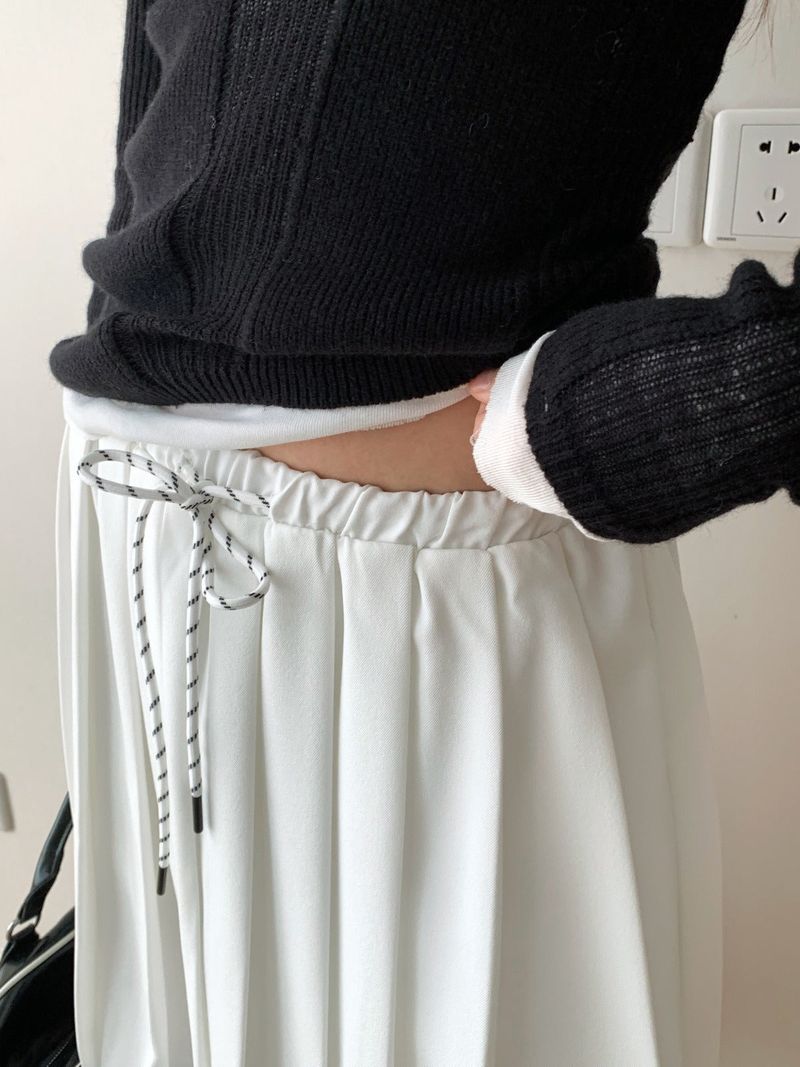 Academy Midi Pleats Banded Waist Skirt
