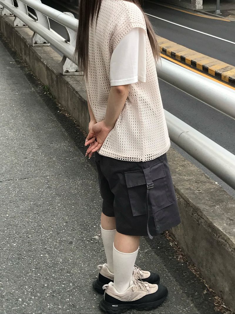 Follow round vest