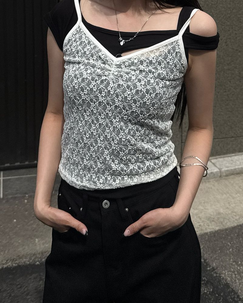  LACE EYELET CAMISOLE