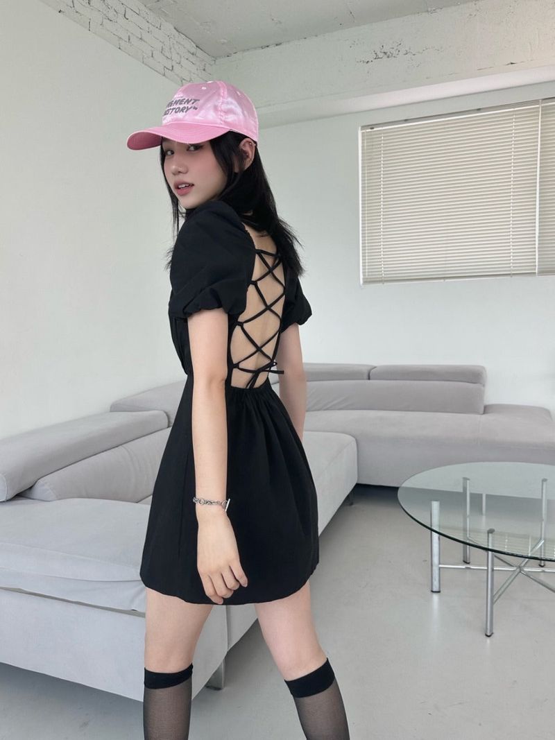 back strap ribbon dress