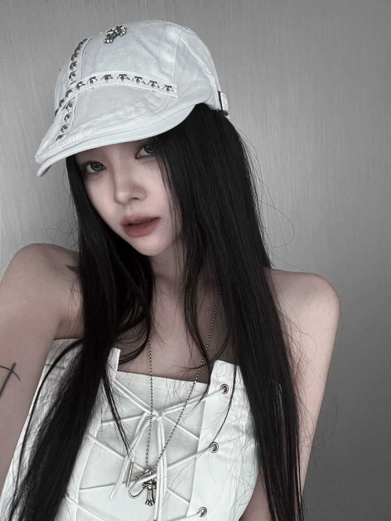 URBAN UNIQUE（アーバンユニーク）の「cross studded hunting cap (2color)（Hats）」