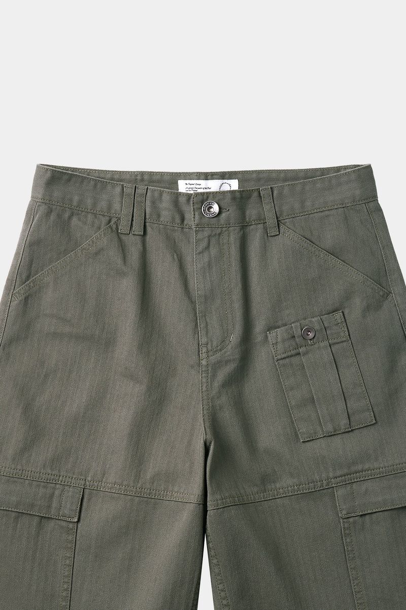 パネルドカーゴポケットヘリンボーンツイルショーツ (Washed Khaki)