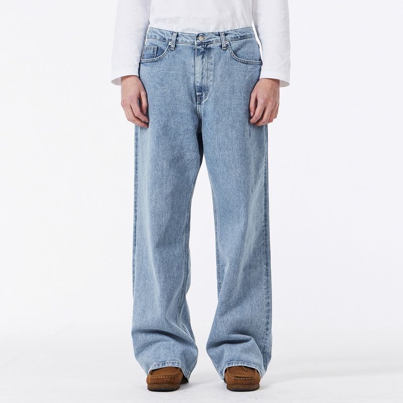 VARZAR(バザール)の「Signature Stud Wide Fit Denim Pants Light Indigo(Pants)」