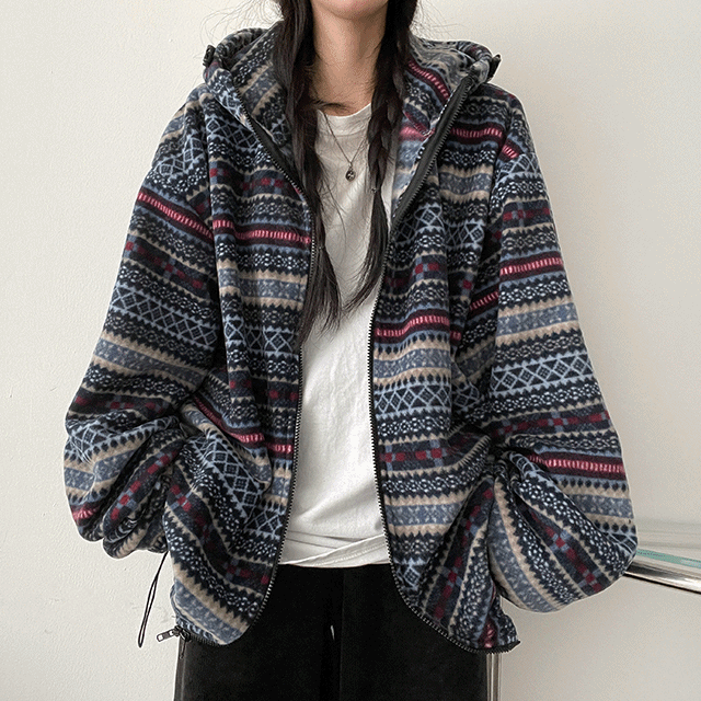 hijjoo（ハイチュー）の「シックレギュラーパターンストリングフリースフードジップアップジャンパー（ジャケット/アウター）」