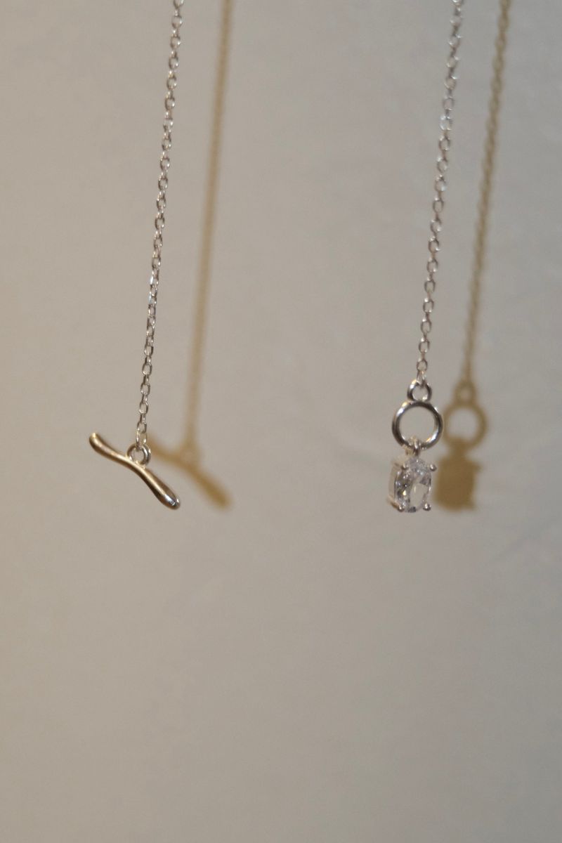 GLITTER STICK NECKLACE