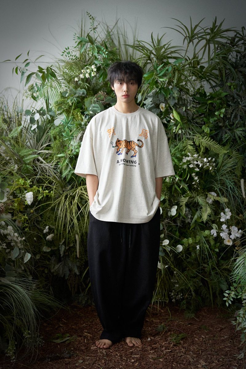 MU-WI PRT. BOX 1/2 TEE (Oatmeal)