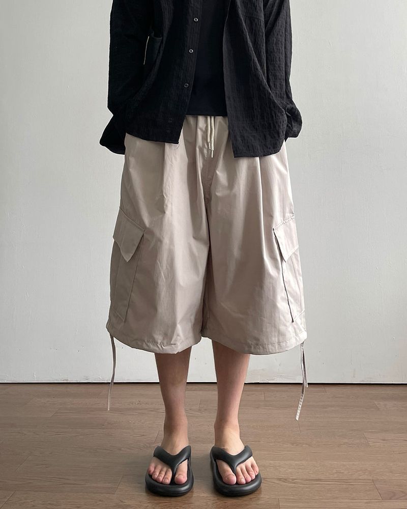 Bungee Cargo Bermuda Pants