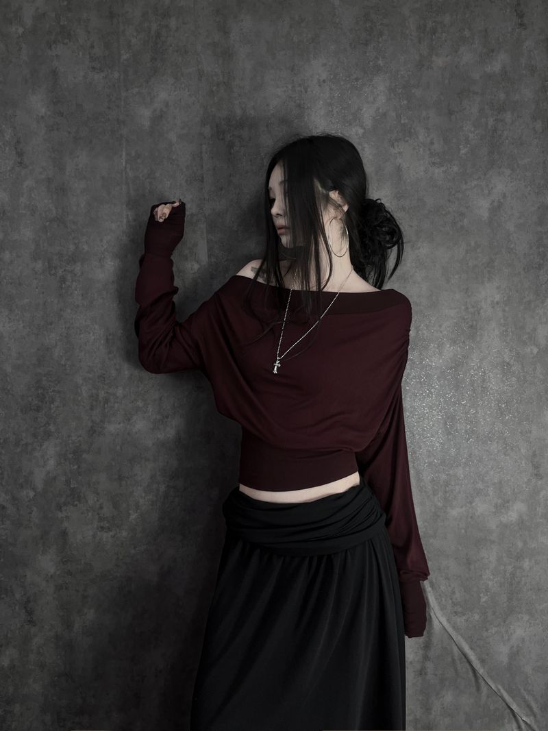 URBAN UNIQUE(アーバンユニーク)の「eve off-shoulder mtm (3color)(Tops)」