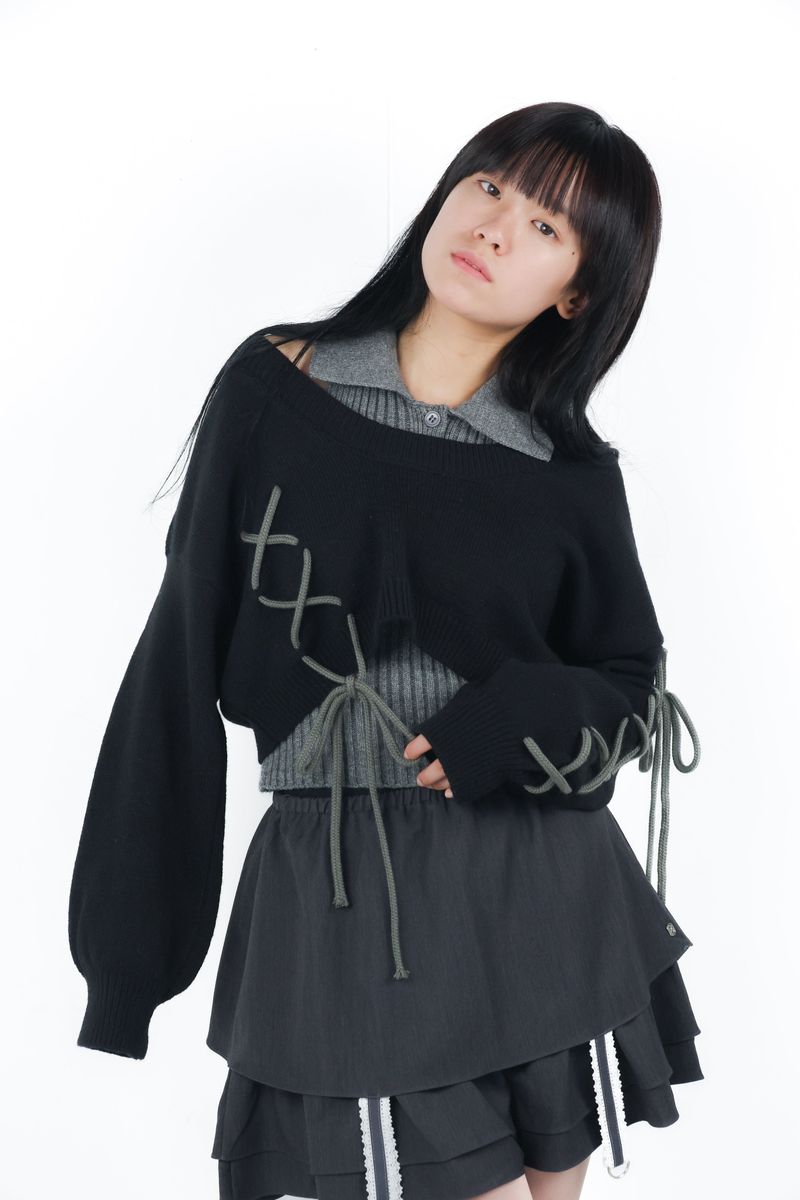 LITALMUTE（リタルミュート）の「laceup ribbon knitset(black)（Tops）」