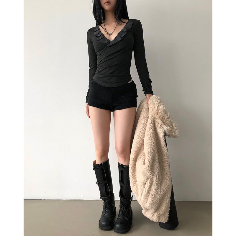 Bai V-neck Frill T