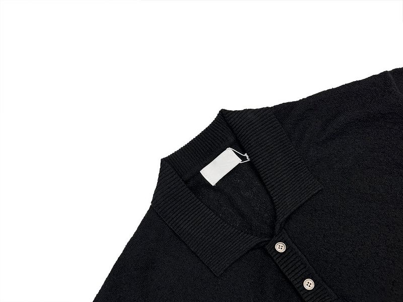 Saint Boucle Collar Knit