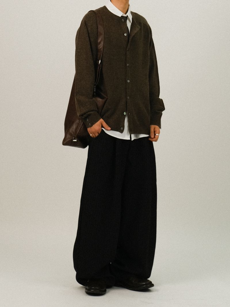 RG 9-Color Standard Round Cardigan