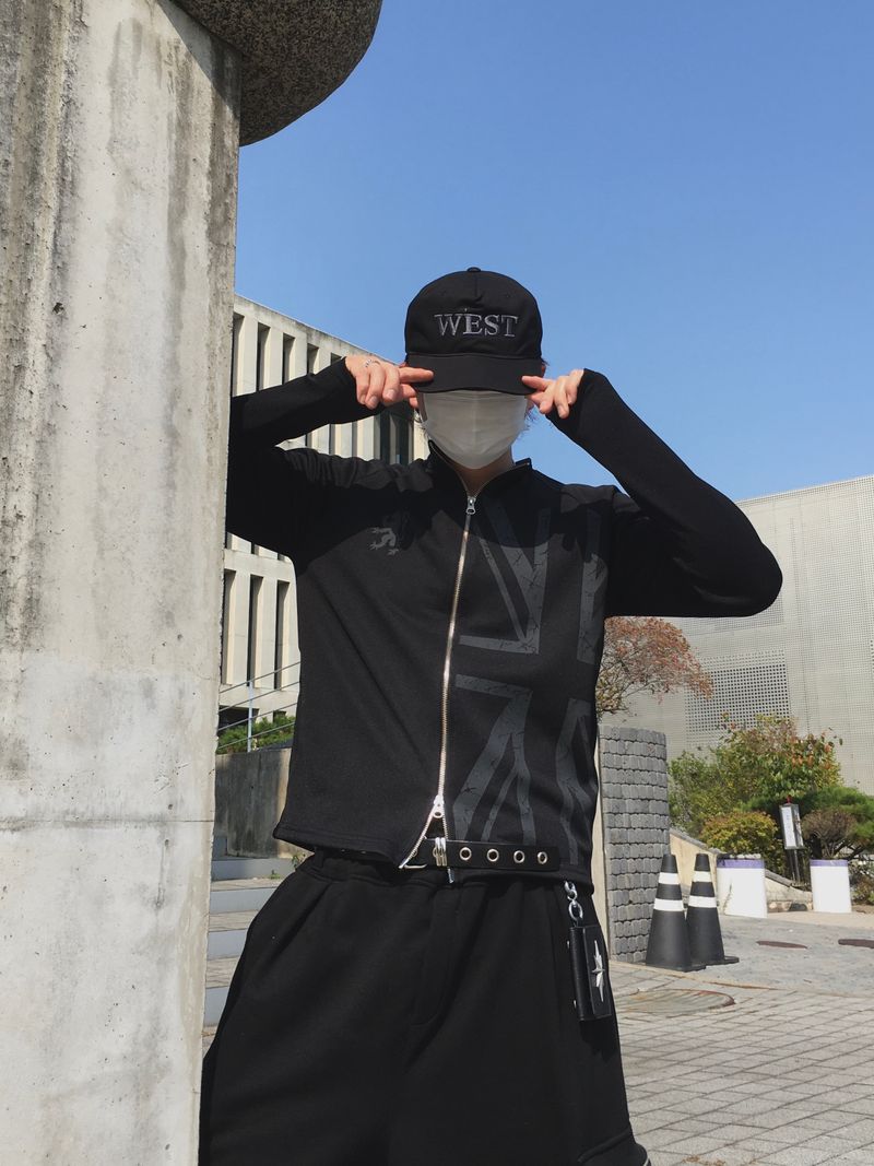 Escla Slim Fit Jersey Zip-up 2C