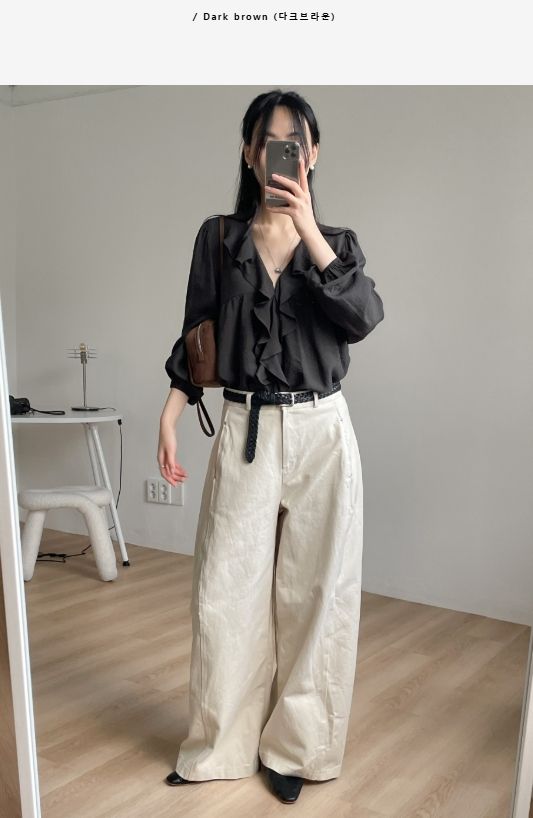 Pansy Frill V-Neck Blouse