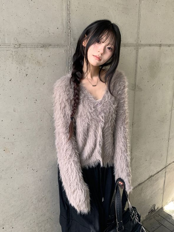 ヴェオンボタンファーソフトブイネックカーディガン