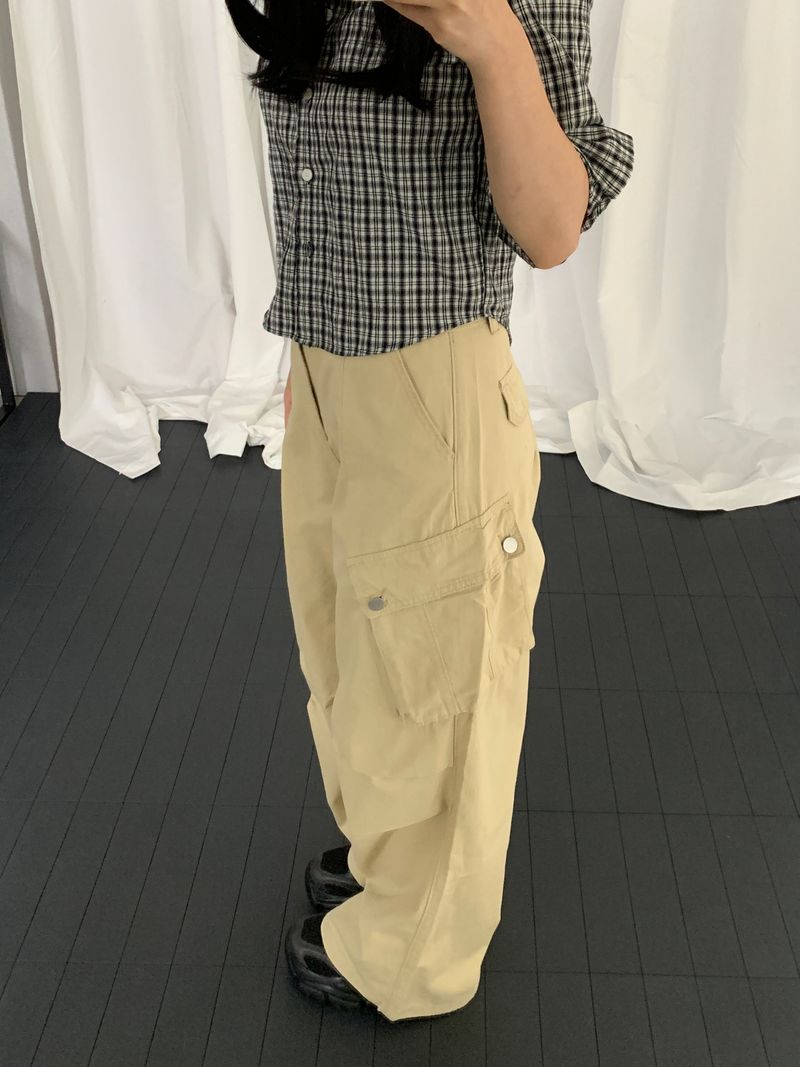 ROIA（ロイア）の「エディ ワイドポケット カーゴ パンツ（パンツ）」