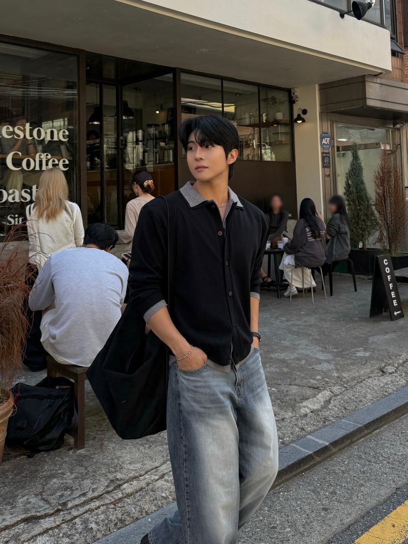 Sand paded wide denim pants