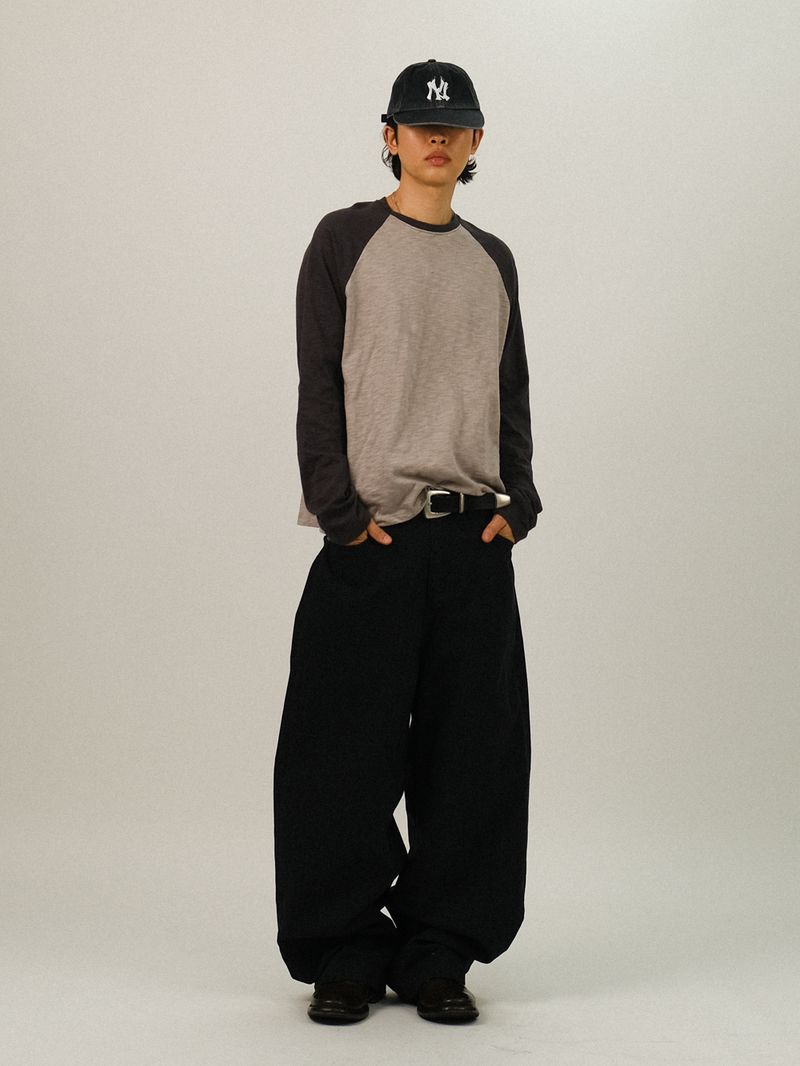 GN Curved-Fit Herringbone Pants