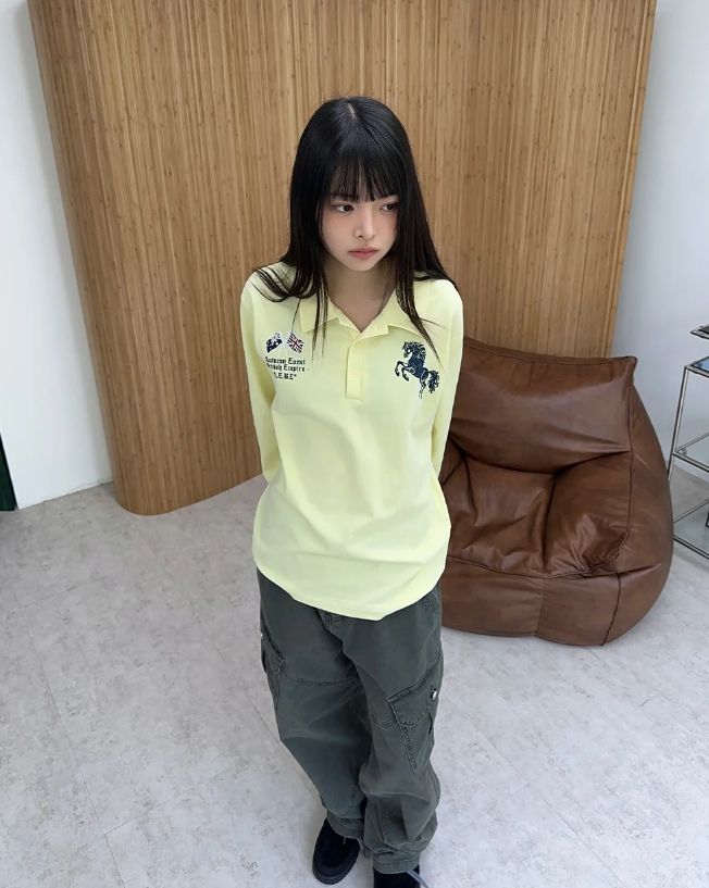 Mayen Horse Graphic Collar Tee