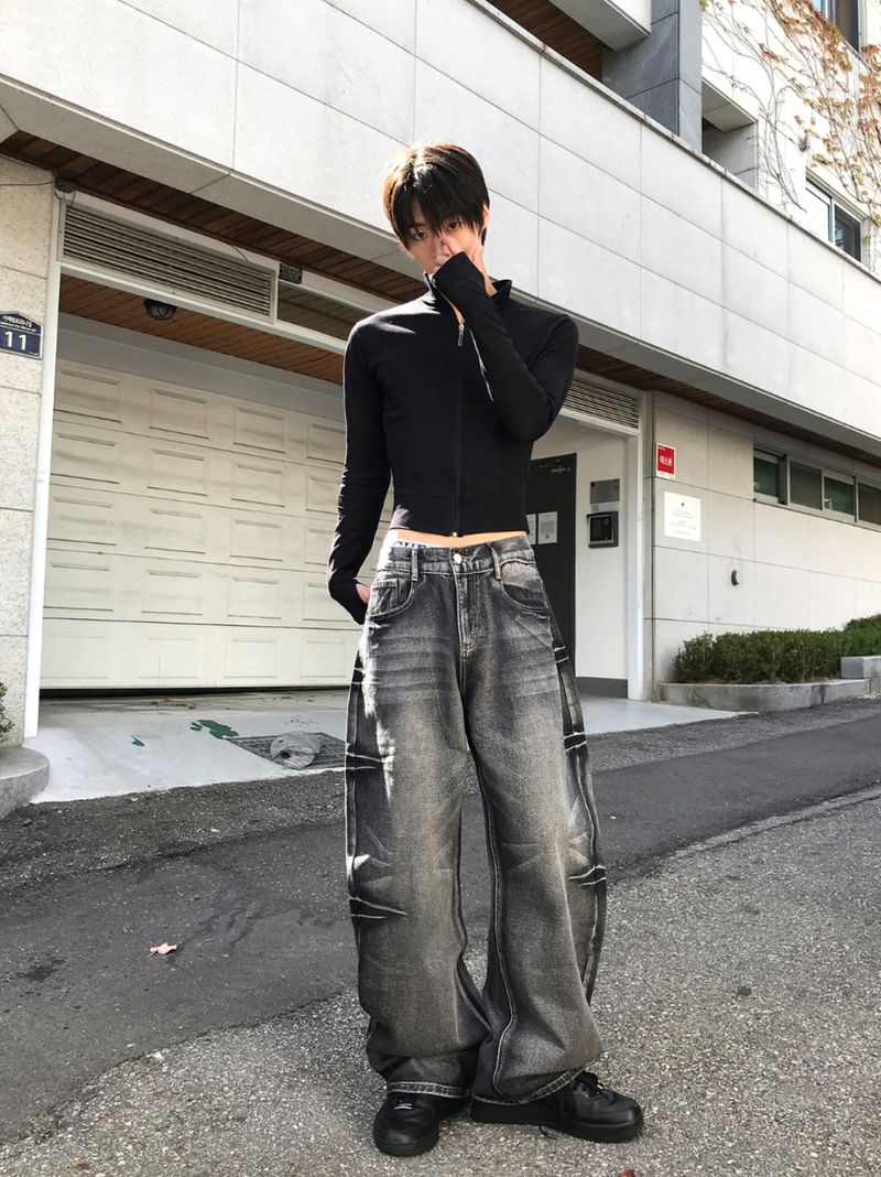 COSYHARU（コシハル）の「フェイデッドウォッシュバレルレッグジーンズ（パンツ）」