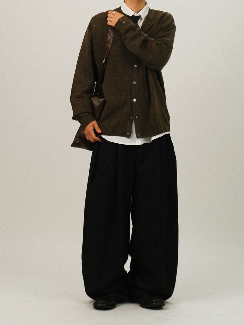 RG 9-Color Standard Round Cardigan