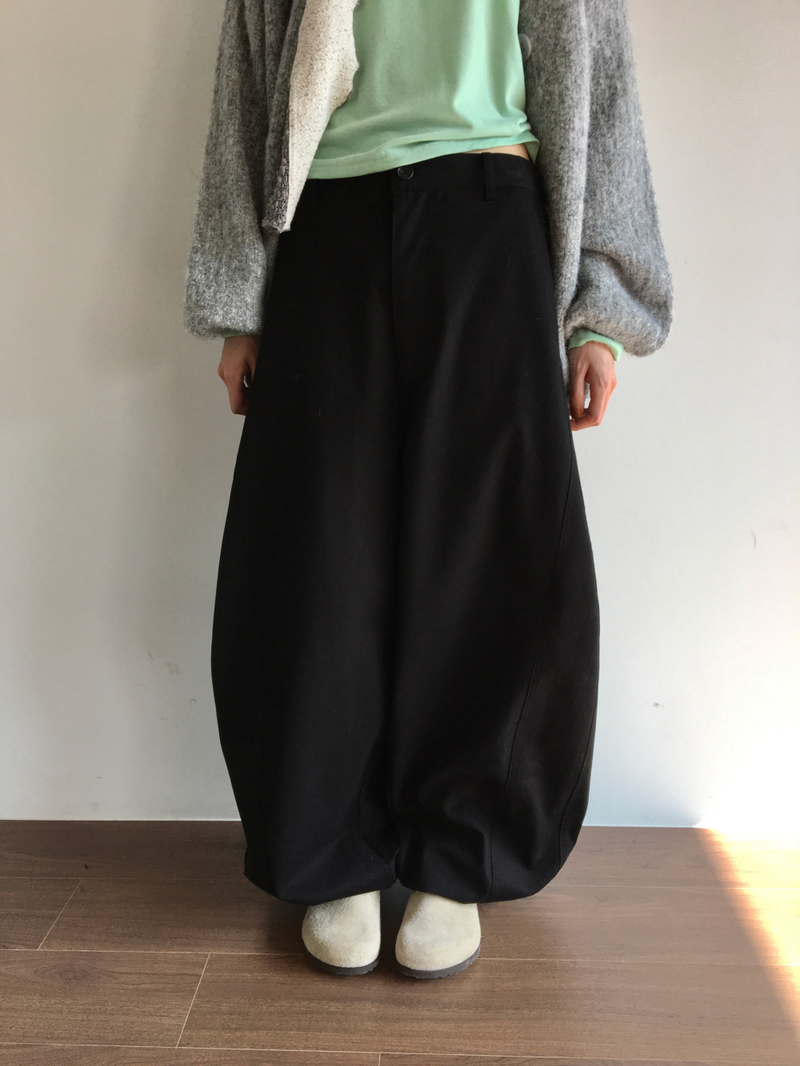 ベントリラックスドバルーンパンツ