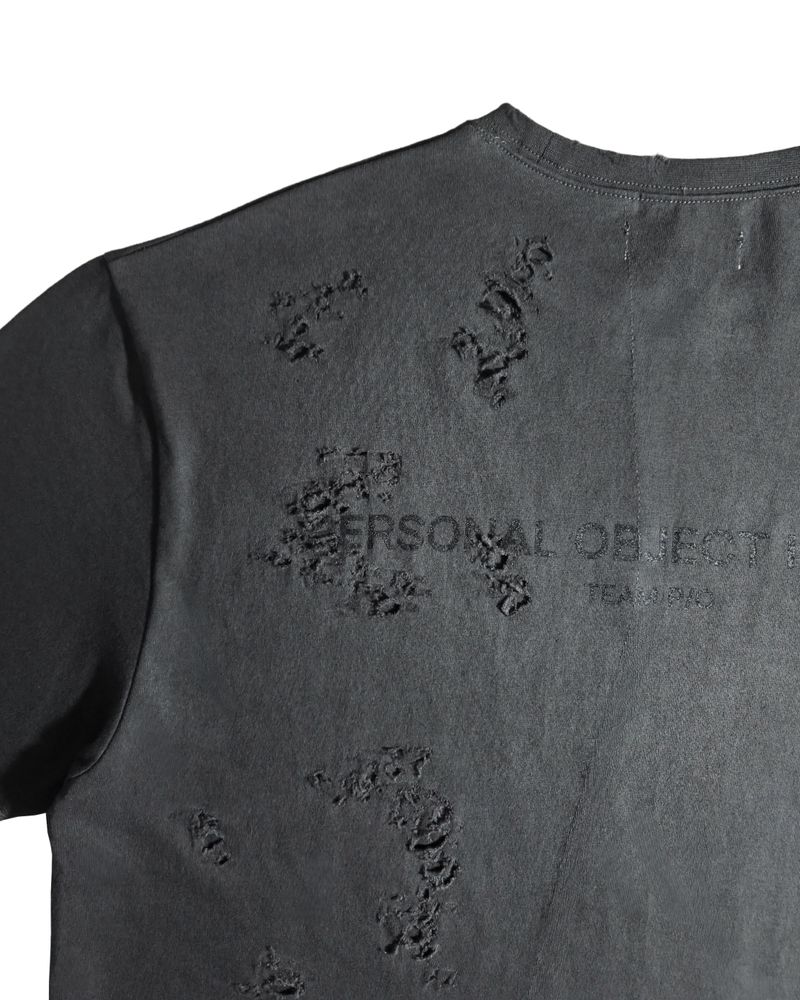 DAMAGED T CHARCOAL