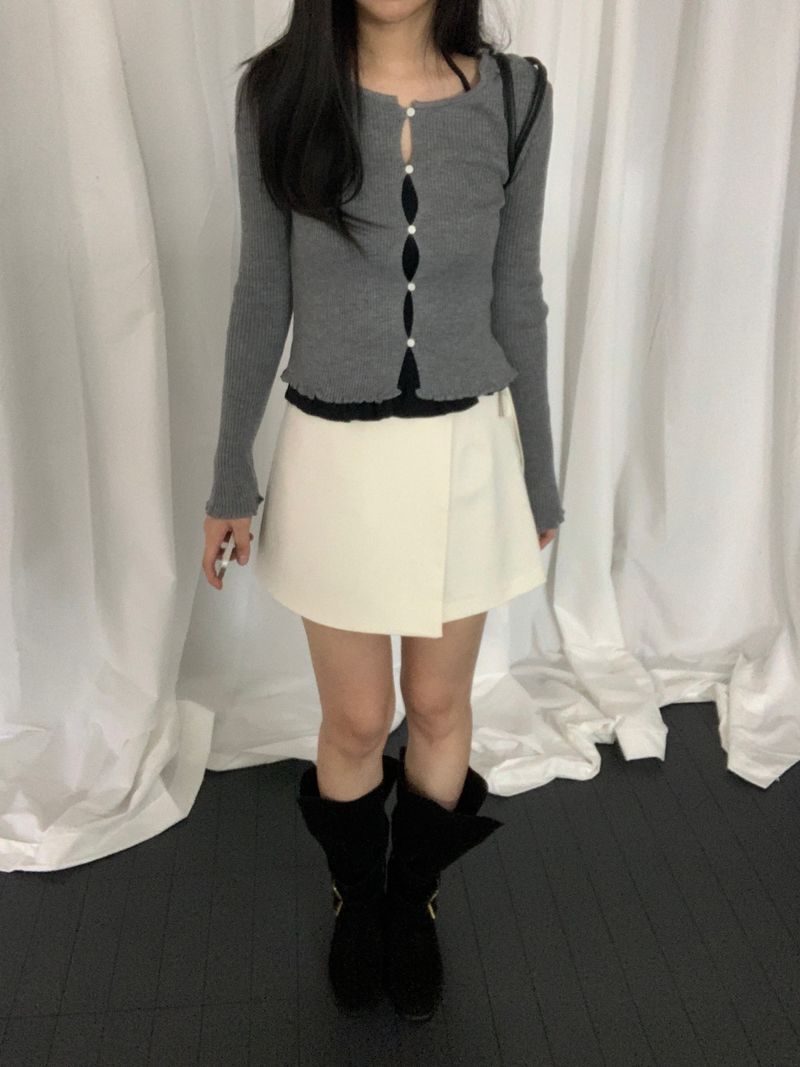Tviche Round Neck Frill Button Cardigan