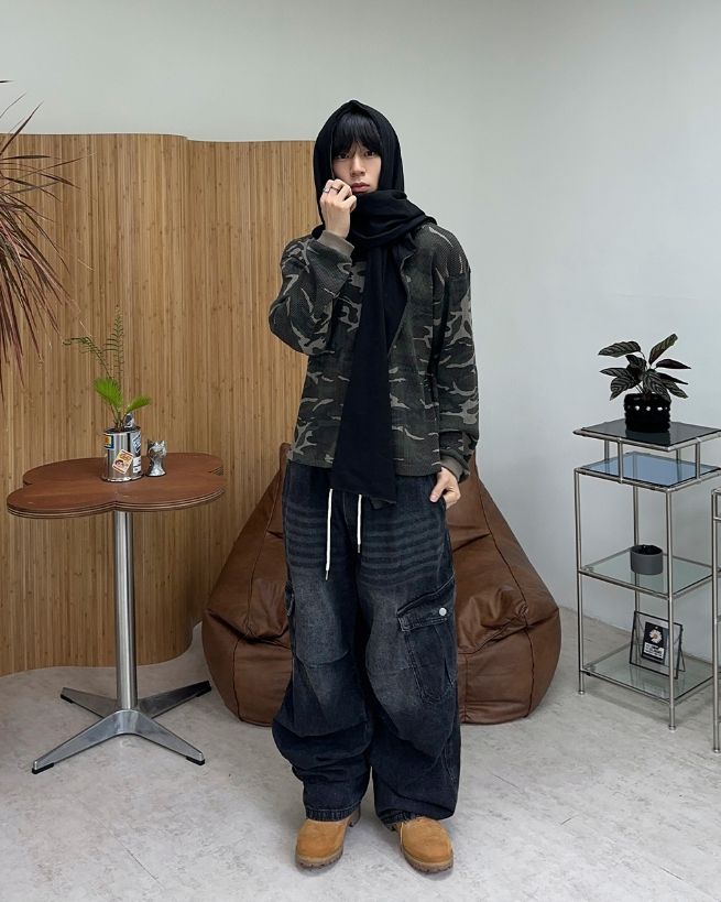 Veil Reversible Hood Muffler