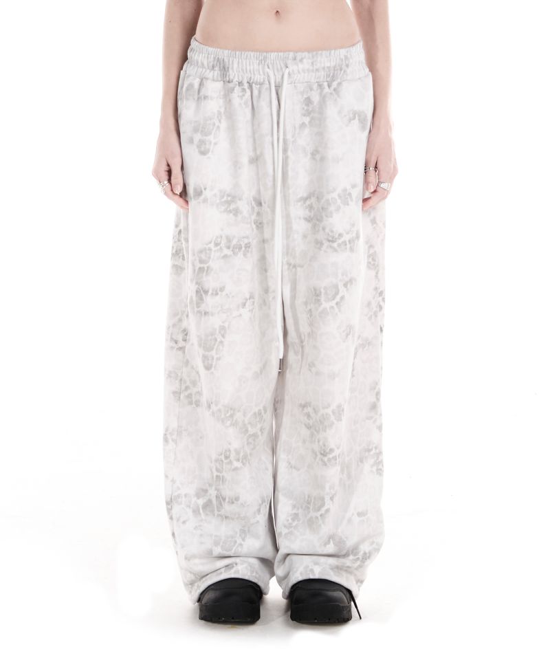 PARTY GIRL HOTFIX SET SWEATPANTS WHITE LEOPARD