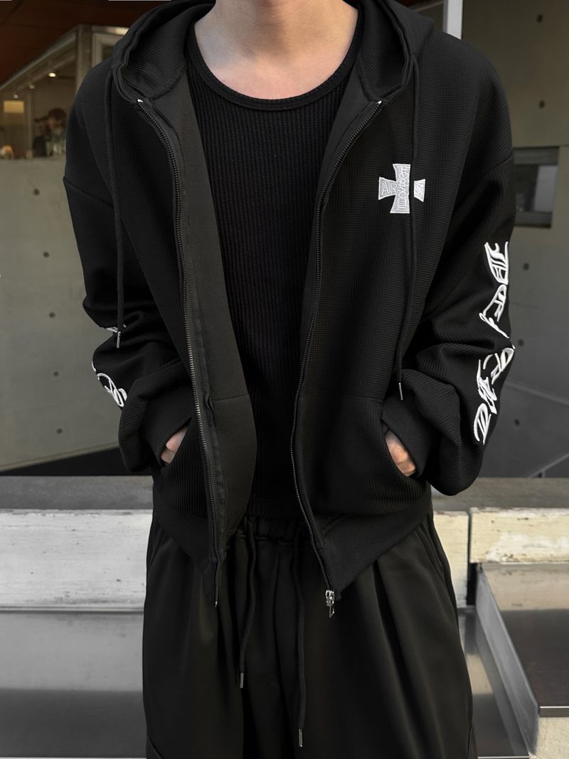 Wayne Lettering Hood Zip-up