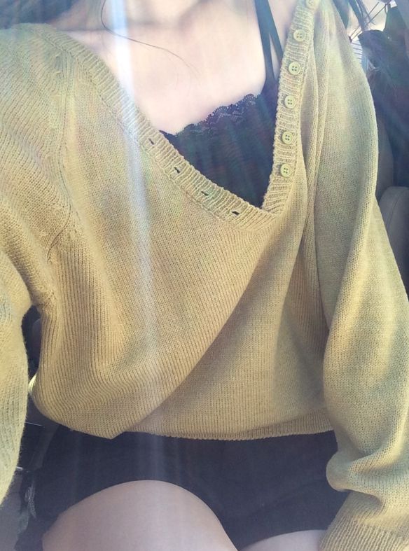 Nubi Deep V-Neck Loose Fit Layered Button Knit