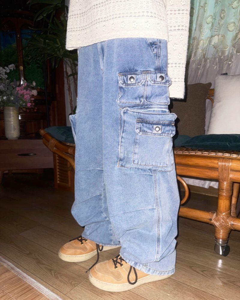 douchidouchi（ドウチドウチ）の「(2color) マルチ カーゴ ワイド デニム パンツ（パンツ）」